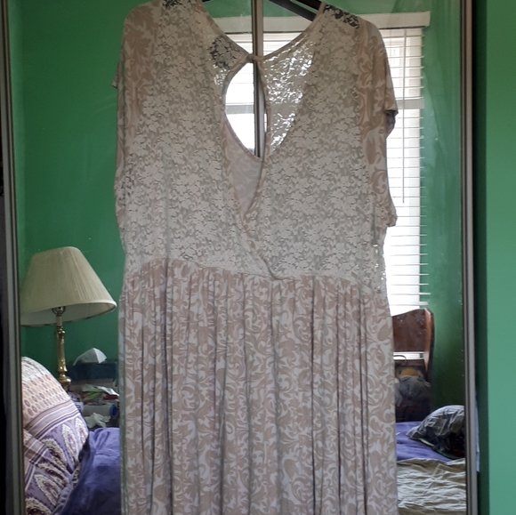 Torrid Captain Swan Dress - Picture 2 of 5